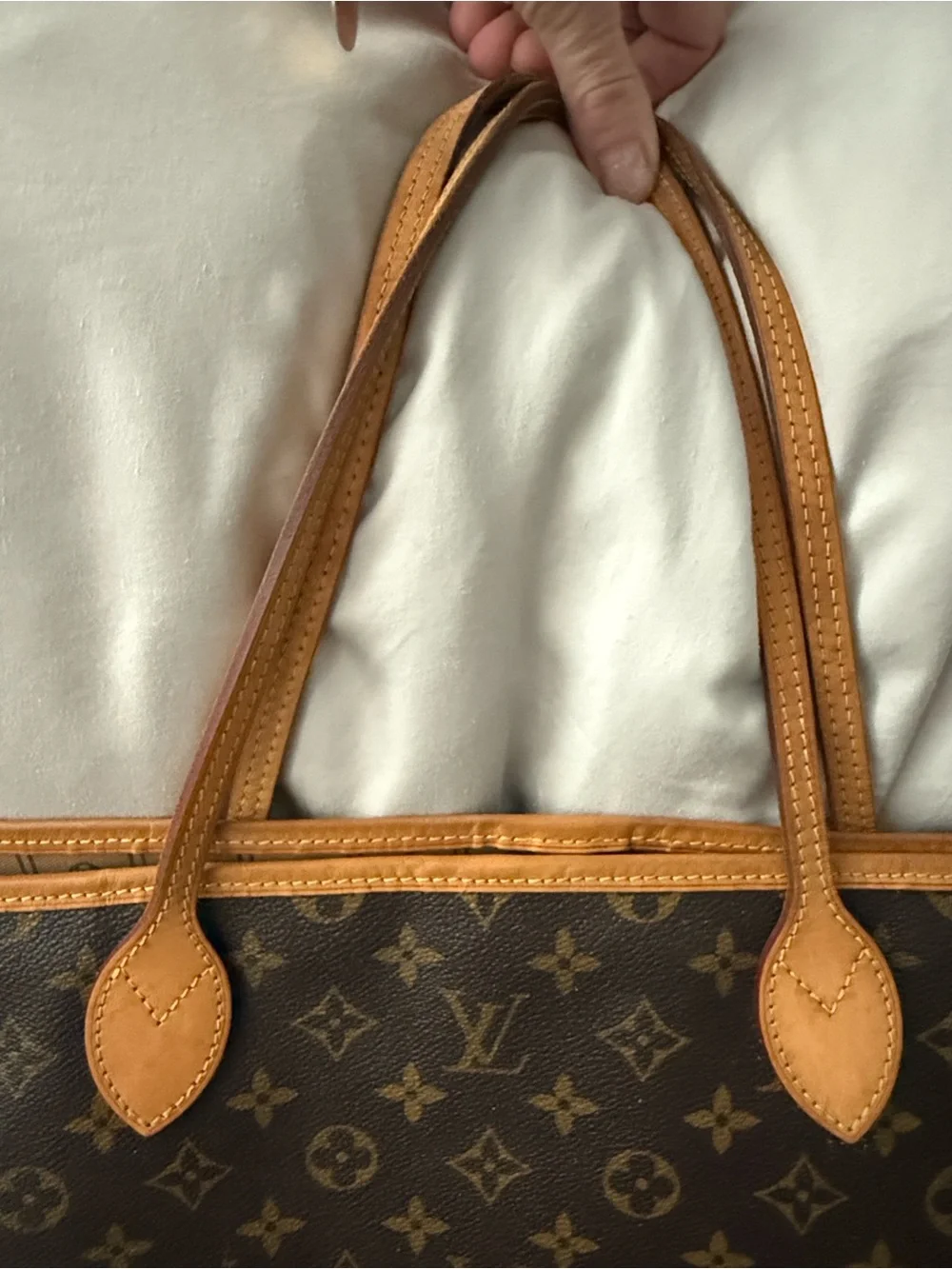 Louis Vuitton Monogram Canvas Tote in Brown with Tan Trim.Comes with auth.